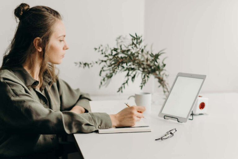 How to Increase Productivity at Workspace